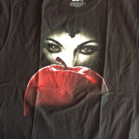 Once Upon a time TV Show Licensed Men’s Tshirt XL New - Picture 2 of 4